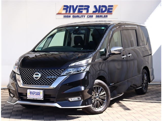 日産 セレナ 2.0 AUTECH 4WD