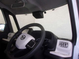 見通しのよいすっきりとした視界で、誰でも運転しやすいです。運転のしやすさは疲れにくさにも繋がりますよ♪