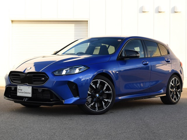 1シリーズM135 xドライブ 4WD