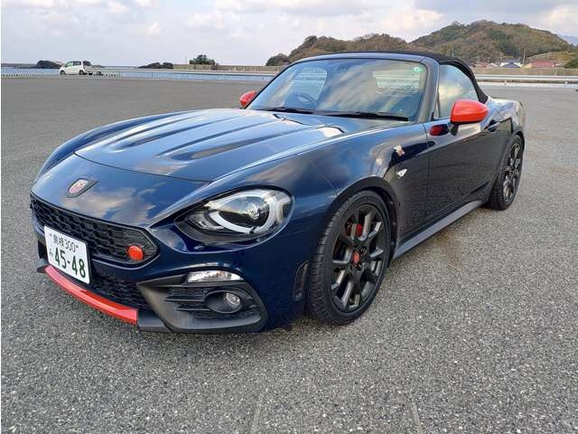 アバルト124スパイダー 1.4 