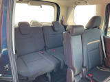 とても役に立つ広々3列目シート。普段は畳んでおいて荷物スペースにしても良いですね!