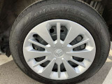 14インチの純正ホイールを履いています。165/65R14サイズのタイヤです。