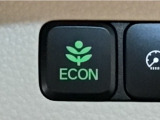 ★ECONスイッチ★ エコドライブを加速しよう!スイッチをONにすると、運転の仕方によるロスを抑え込み燃費をよくするようクルマが頑張ります(*^ー^*)燃費向上にチャレンジ♪
