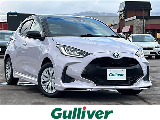 ヤリス1.5 ハイブリッド Z E-Four 4WDワンオーナー