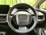 【純正革巻きステアリング】上質な革を使用することで、手にしっかり馴染みとても運転しやすいハンドルです♪