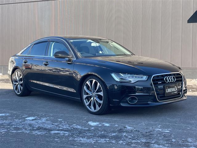 A63.0 TFSI クワトロ 4WD4WD 本革シート
