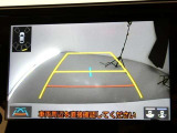 【バックカメラ】バックカメラ装着車です。バックする時に、後方の様子をナビ画面に表示します!慣れない駐車場での駐車や、せまい場所での車庫入れの時も、安全確認OK!思いがけずコツン!なんて事も防げますヨ