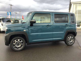 個性豊かなスタッフがお客様の車選びをしっかりとアドバイスいたします。是非一度鶴田自動車へご来店お待ちしております。当社は中古自動車販売士が在籍しています。