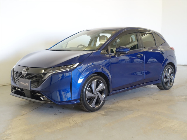 ノートオーラ1.2 G FOUR レザーエディション 4WD