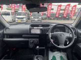 【インパネ全体】ナビやオーディオは純正部品だけではなく社外メーカーの部品も別途で取付が可能です。お気軽にお申し付けください。