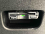 ETCカードを挿入することで高速道路を利用する際の支払いがキャッシュレスになったり、ETCスマートインターチェンジが利用できたり、とても便利なアイテムです!保証は修理保証のみとなります。