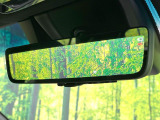 【デジタルインナーミラー】カメラが撮影した車両後方の映像をルームミラー内に表示。クリアな視界で状況の確認が可能です!※ドラレコ機能ご利用には別途SDカードをご用意いただく場合があります。