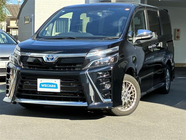 ヴォクシー1.8 ハイブリッド ZS 煌III