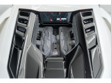Q citura on roof door panel  CONTRAST COLOR  Fully electric and heated seats
