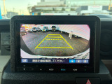 バックでの駐車が苦手な方や運転にあまり自信のない方でも後方の視界をしっかりサポート。安心して車庫入れが出来るバックカメラを装備しています!