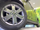 【純正15インチアルミホイール】外観にマッチした純正アルミホイールを装着しております。各種社外アルミホイールや、スタッドレスタイヤも取扱いしております。是非ご相談ください♪
