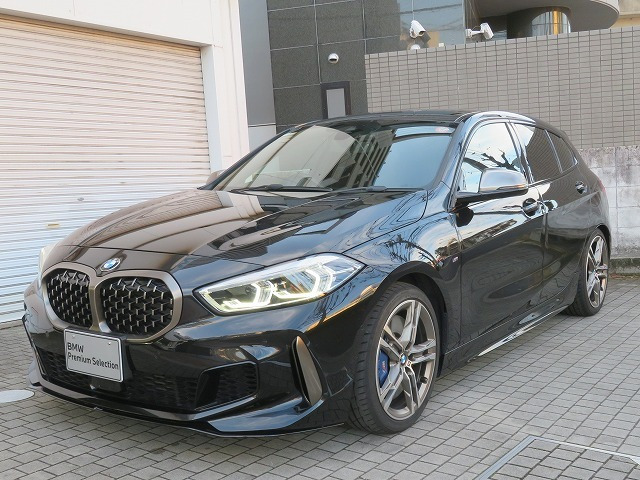 1シリーズM135i xドライブ 4WD
