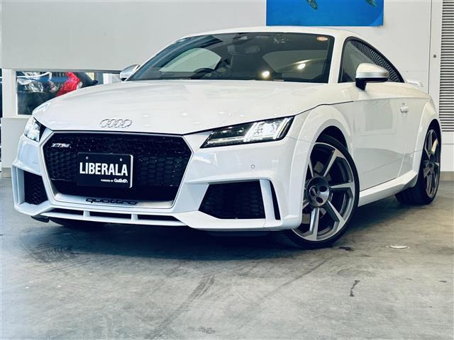 TT RSクーペ2.5 4WD本革シート