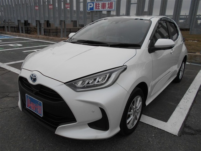 ヤリス1.5 ハイブリッド G E-Four 4WD