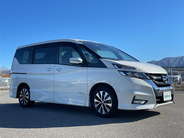 セレナ 2.0 ハイウェイスター 修復歴無し