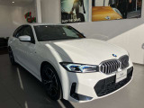 【BMWの伝統-2】時代を超える美しさ。磨き抜かれたエアロダイナミクスが瞳を奪う。一目で伝わるスポーティーなプロポーションは、BMWの走行性能を生み出すのに欠かせない要因の一つです。
