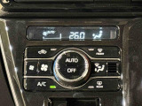 車内空調は&rdquo;AUTOエアコン&rdquo;にお任せ。運転に集中出来ますよ!