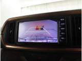 ☆バックモニター付。後退時にはナビの画面が後方視界を映し出してくれますので非常に便利ですよ(^^♪