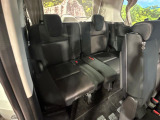 3列目シートはもちろん状態良好☆大人でもゆったりと座って頂けますので、大人数でのお出かけもラクラクです♪ご家族で、気の知れた仲間で、ドライブに行くのが楽しみですね♪