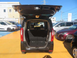 トランクの画像です!当店のカーライフアドバイザーがお客様にぴったりの車両をご提案致します!