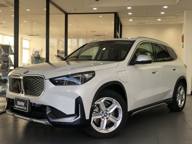 iX1xドライブ30 xライン 4WD