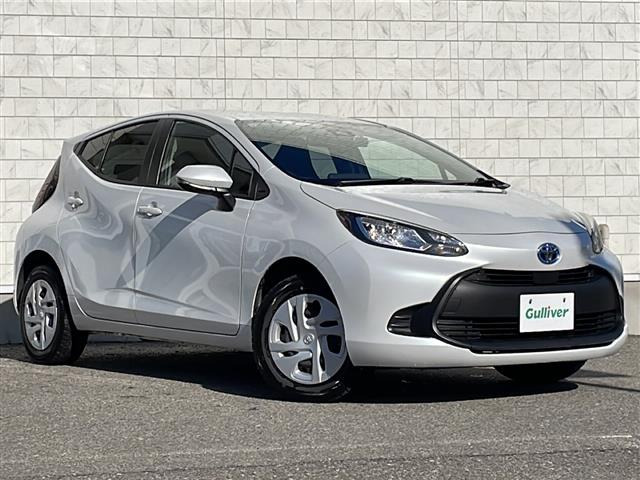 アクア1.5 X E-Four 4WD4WD 修復歴無し