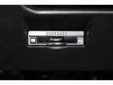 スッキリ装着されたビルトインタイプのETC!高速道路走行の料金所をノンストップで通過できます。※ ETCカードのお申し込みも当社にお任せ下さい!