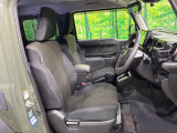 運転席シート廻りは使用感も少なく、良好な状態となっています。丁寧に使われていたことがよくわかりますね。
