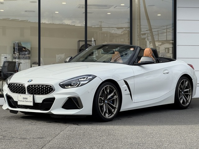 Z4M40i