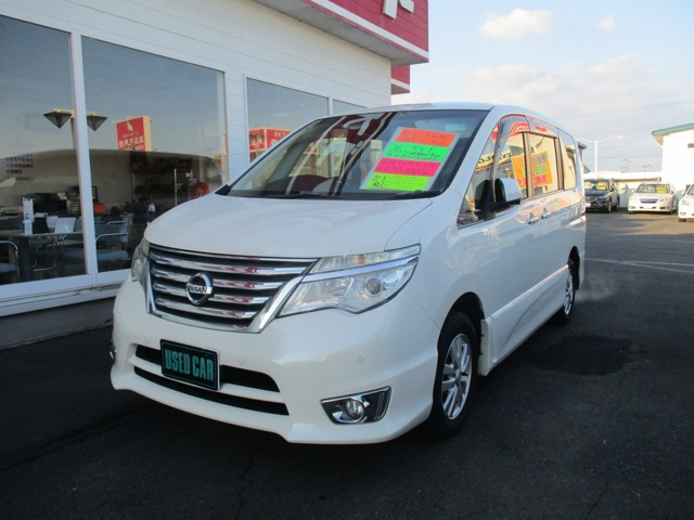 セレナ2.0 ハイウェイスター アドバンスドセーフティパッケージ 4WD