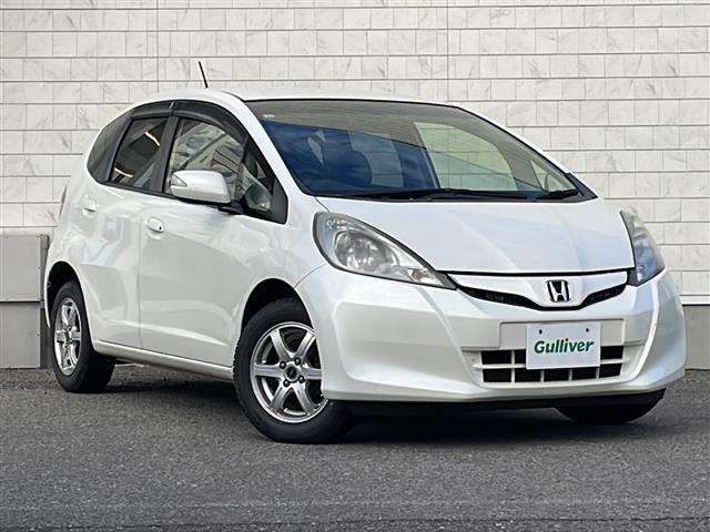 フィット1.3 シーズ ファインスタイル修復歴無し