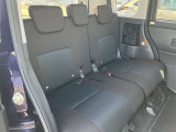 ゆとりある広々とした車内空間は、ドライブを始め買い物やレジャーなど、幅広く活躍します。一人でもみんなとでもお出かけを楽しみましょう!
