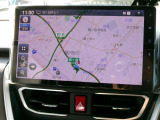 純正ナビ装備です。