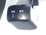ドライブレコーダー装備です!もしもの時やあおり運転など、映像記録は証拠になるのであると安心ですね!