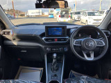 見通しのよいすっきりとした視界で、誰でも運転しやすいです。運転のしやすさは疲れにくさにも繋がります