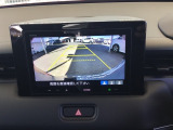 バックモニター付きで、車庫入れやバック時の後方確認をサポート。