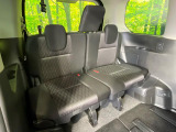 3列目シートはもちろん状態良好☆大人でもゆったりと座って頂けますので、大人数でのお出かけもラクラクです♪ご家族で、気の知れた仲間で、ドライブに行くのが楽しみですね♪