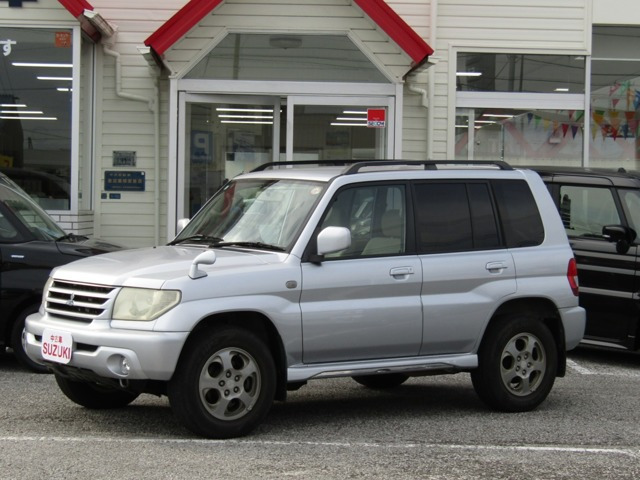 パジェロイオ2.0 パールパッケージ ナビエディション 4WD