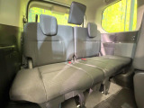 3列目シートはもちろん状態良好☆大人でもゆったりと座って頂けますので、大人数でのお出かけもラクラクです♪ご家族で、気の知れた仲間で、ドライブに行くのが楽しみですね♪