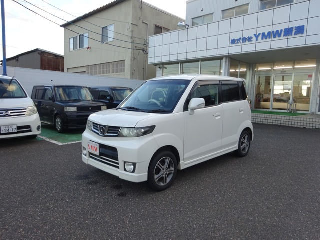 ゼストスパークW 4WD