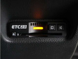◆ETC2.0装着◆進化したドライブ体験。料金収受システムだけだったETCが生まれ変わって、高速道路を賢く使うETC2.0に進化しました。多彩な情報サービスが便利で快適なドライブ体験を提供します。