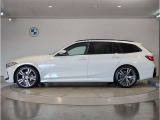 ☆BMWは自動車メーカーとしてのアイデンティティ&hellip;BMWらしさを守るため頑なに前後重量配分50:50にこだわり続けています☆