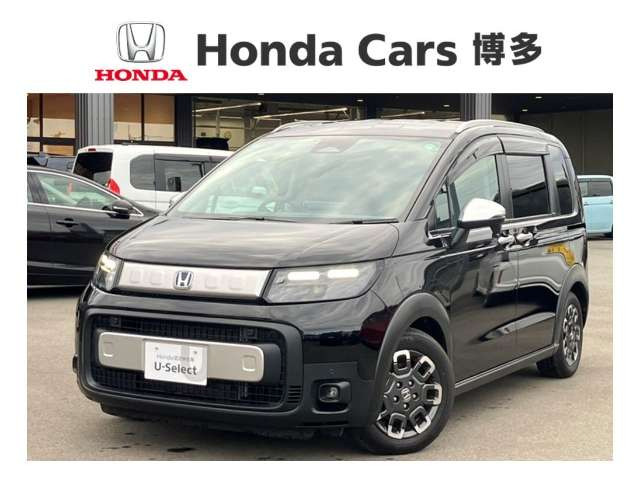 フリード 1.5 e:HEV クロスター 