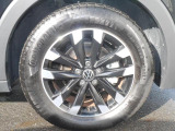 16インチアルミホイールです。