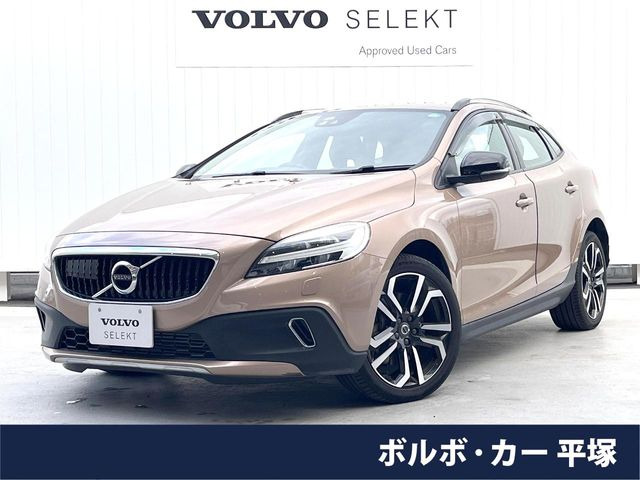 V40クロスカントリーT5 AWD モメンタム 4WD